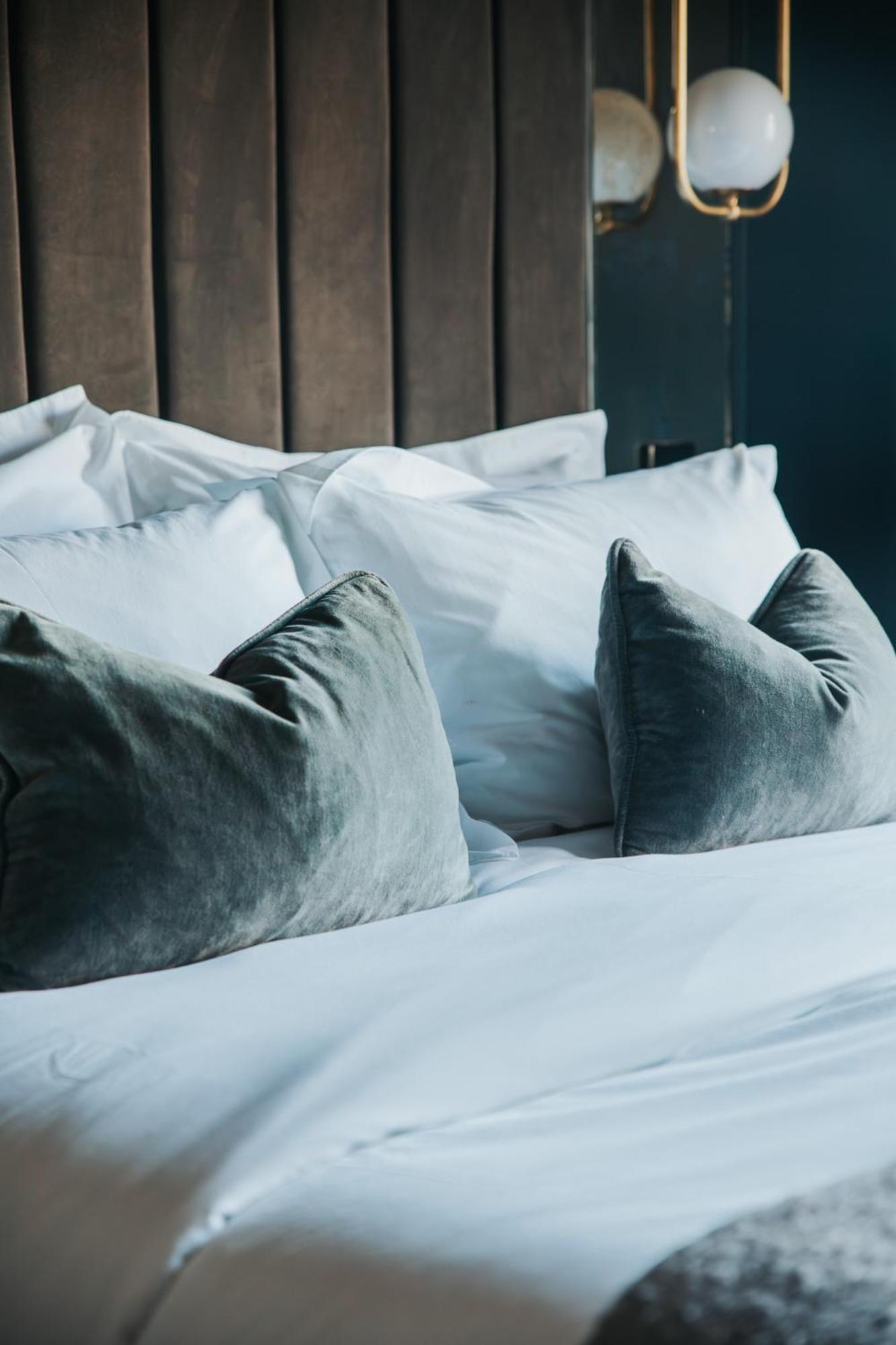 Y Seler Hotel อาแบร์ไรรอน ภายนอก รูปภาพ